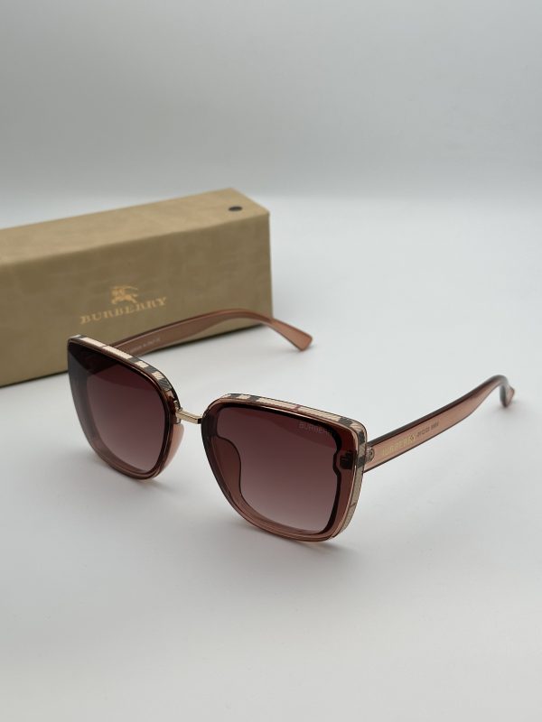 عینک آفتابی زنانه برند Burberry